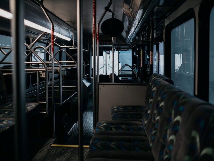 Filing a Lawsuit Against Public vs. Private Bus Companies: Key Differences