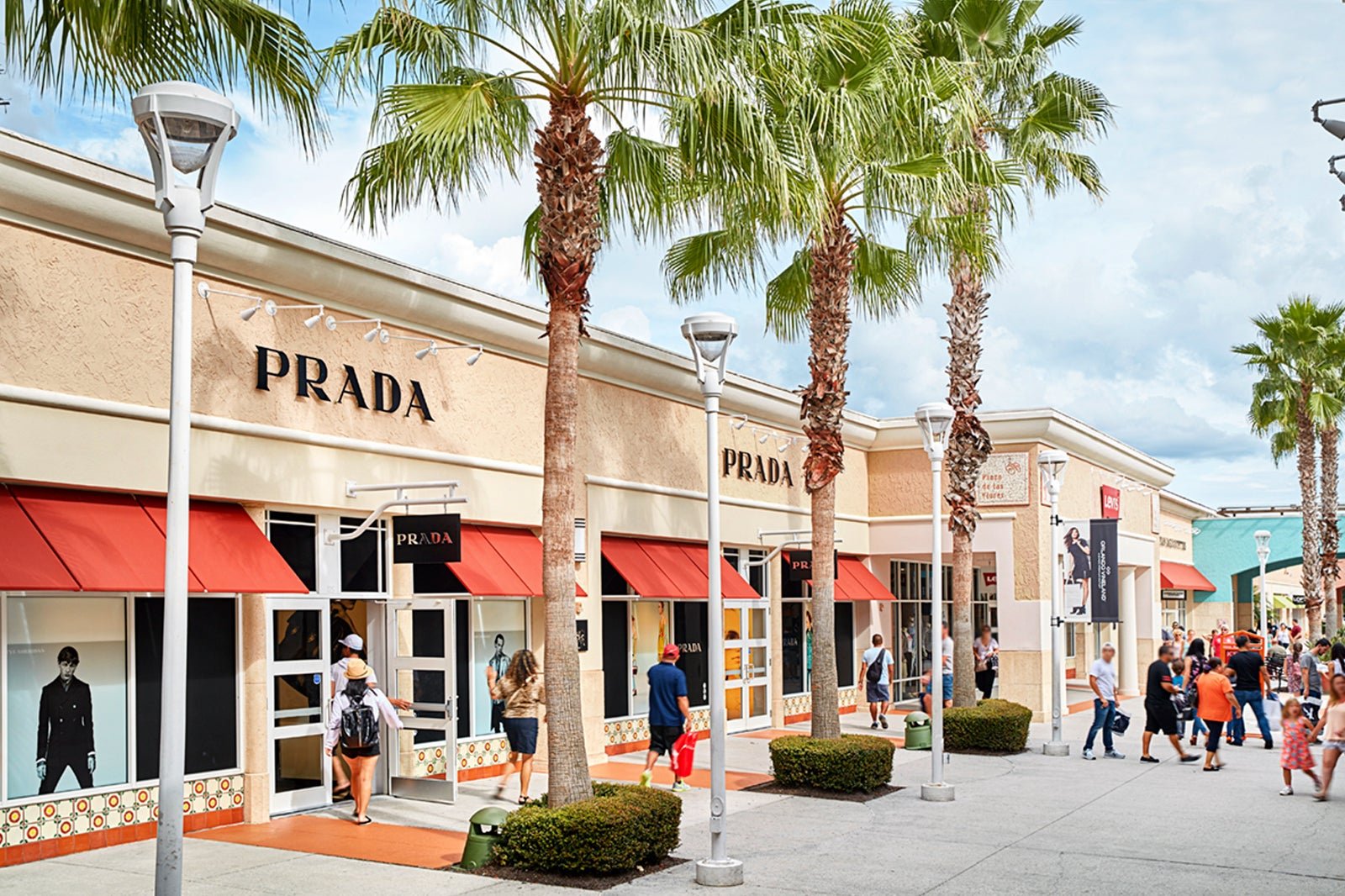 CA Shopping Mall